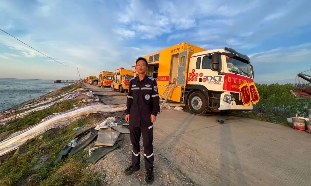 【救援先鋒】確保設(shè)備穩(wěn)定運(yùn)轉(zhuǎn)的探測機(jī)器人——鐘超