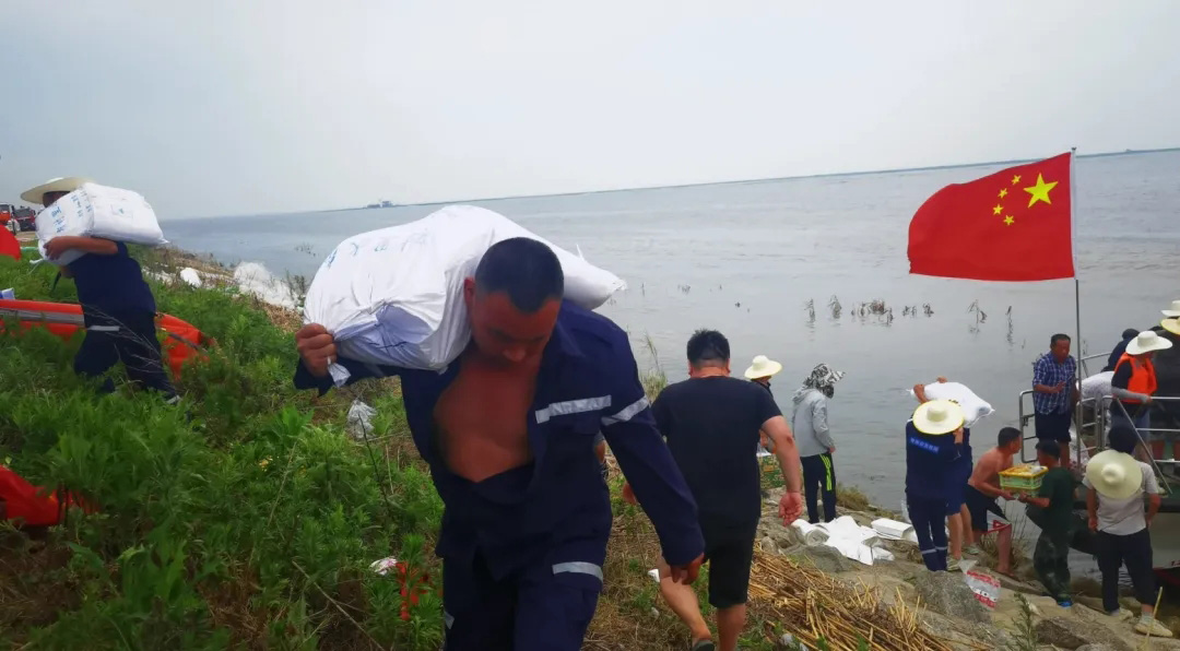 【救援先鋒】防汛大堤上的最強(qiáng)堡壘——余磊