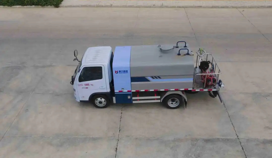 2025120316098870.jpg 2.webp.jpg